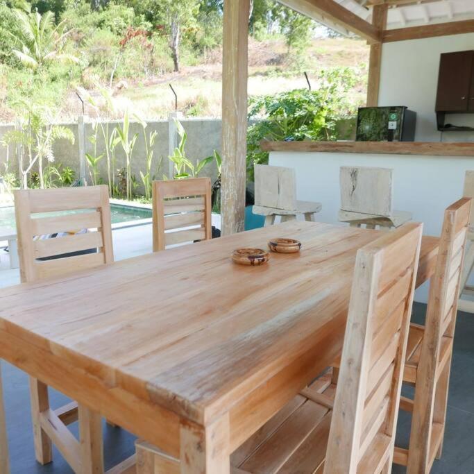 Silir Villa "Your Cozy Home" Матарам Экстерьер фото